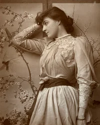 Cora Urquhart Brown-Potter, Amerikaanse actrice, 1887
