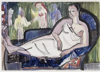 Liggende vrouw op de bank