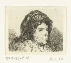 Portretbuste van een vrouw met doek om haar hoofd