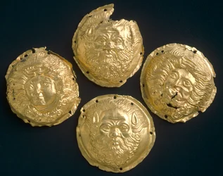 Gouden studs, uit Todi (Umbrië). Etruskische beschaving, 4e eeuw v.Chr.