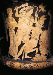 Italië, Umbrië, Perugia, Roodfigurige calyx krater die Heracles afbeeldt die een Amazone slaat, geschilderd door de Vulci-school, 330/300 v.Chr.