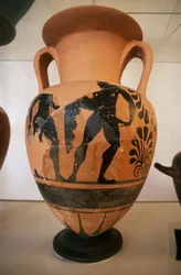 Etruskische zwartfigurige vaas, van de archeologische vindplaats Roselle, Toscane, Italië