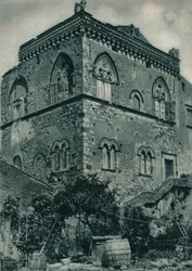 Huis uit de tijd van de islamitische heerschappij, Taormina, Sicilië, Italië, 1927