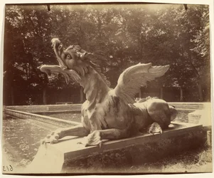 Grand Trianon, draak door Hardy