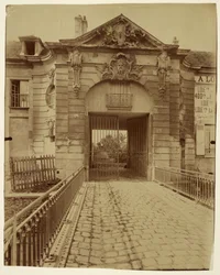 Stains, voormalig pied-à-terre van de hertogen van Orléans