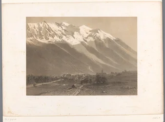 Zicht op Chamonix aan de voet van de Mont Blanc
