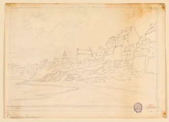 Huizen van een stad aan de rand van een rotsachtige kust