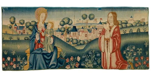Tapijtfragment van mille fleurs met Sint Benedictus die zijn hart aan de Maagd Maria presenteert