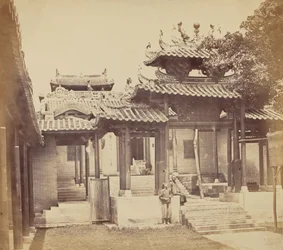 Ingang van de Vijf Genii Tempel, Canton, April 1860