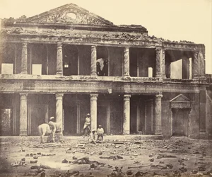 Interieur van Secundra Bagh na het Bloedbad