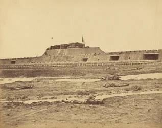 Achterkant van het Noordfort met de terugtocht van het Chinese leger, 21 augustus 1860