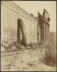 Baalbek, hellende zuil