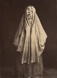 Turkse vrouw in stadskleding, 1870s