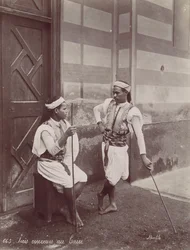 Sais coureurs in Caïro