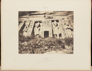 Abou-Sembil. Petit Spéos - Centraal deel van de gevel