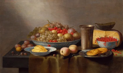 Stilleven met fruit, kaas, brood en een beker