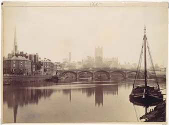 Worcester. Vanaf de Severn
