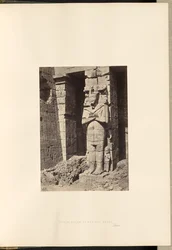 Osiridezuilen in Medinet Habou, Thebe