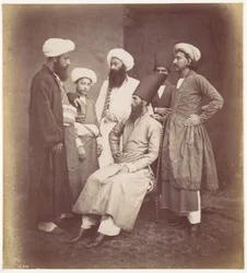 [Zes Oost-Indische mannen]