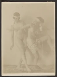 [Twee naakte danseressen]