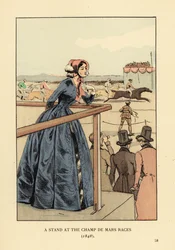 Vrouw die naar de paardenrace op de renbaan Champ de Mars kijkt. Ze draagt een bonnet en een blauwe redingote over een hoepelrokjurk. Mannen met hoge hoed en rokkostuum. Een tribune bij de races op de Champ de Mars