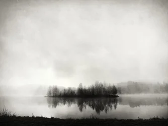 Weerspiegeling op Misty Island