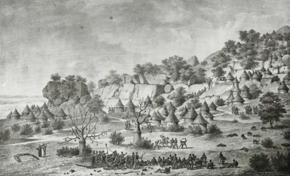 Gezicht op een dorp ten noorden van Agady in het land van het volk Bertat, vanuit een zuidelijk perspectief, uit 