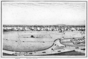 Strand en cricketveld, panorama van Calcutta, India