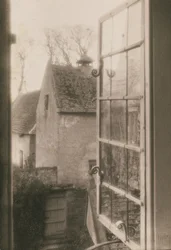 Vanuit een raam in Kelmscott Manor, 1896