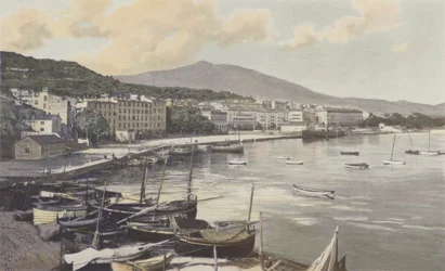 Ajaccio, Haven en Stad