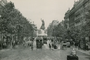 Temple Straat en Place de la République