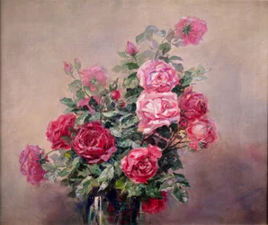 Een kom met rode en roze rozen