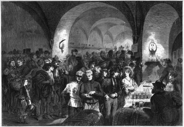 Een café bevindt zich in de kelder van het Estherhazy-paleis (Esterhazykeller) in Wenen, Oostenrijk