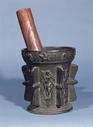 Apothekersvijzel en stamper (metaal & hout)