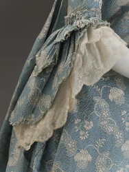 Blauwe jurk, ca. 1760 (zijde brokaat)