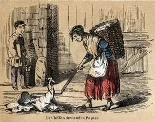 Beschrijving van de verschillende producten en toepassingen van papier: de verzameling van oude lompen waaruit het papier wordt gemaakt. Plaat 