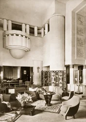 Ontwerp voor de hal van het Primavera-paviljoen op de Exposition Internationale in Parijs in 1925, gepubliceerd in 19