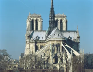 Oostkant van de Notre Dame, 1163-1345