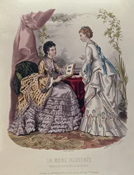 Modeplaat met dames in jurken ontworpen door Mme Breant-Castel en kijkend naar fotoalbums, 1872