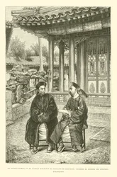 De Tsungli-Yamen, gezien vanaf de zuidwestelijke hoek van het Ontvangstpaviljoen, Leden van de Raad Buitenlandse Zaken (gravure)