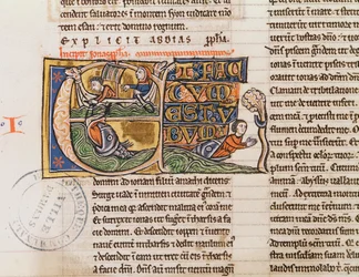 Ms 21 Fol.163v Geïllustreerde initiaal E die Jona toont die in de zee wordt gegooid, uit een ongespecificeerde bijbel