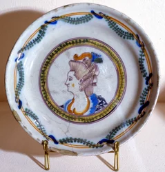 Portret van Marie Antoinette - aardewerken bord