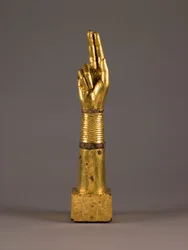Reliekschrijn Arm, ca 1050-1100 (hout  bladgoud)