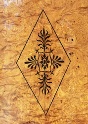 Restauratiestijl (Charles X) essen speeltafel met amarant inlegwerk, Frankrijk