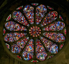 Roosvenster met de Apostelen en Arbeid van de Maanden