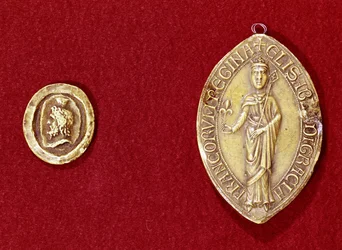 Zegels van Keizer Karel de Grote (742-814) en Koningin Isabelle van Henegouwen (1170-c.1190)