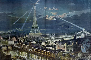 De verlichting van het Paleis van de Champ-de-Mars met de op de Eiffeltoren geplaatste schijnwerpers tijdens de Parijse Tentoonstelling