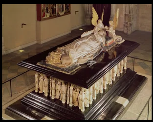 Het grafmonument van Filips de Stoute, hertog van Bourgondië (1342-1404), door Jean de Marville (overl. 1389), Claus Sluter (overl. 1406) en Claus de Werve (ca. 1380-1439), besteld voor het klooster van Champmol, 1385-1410