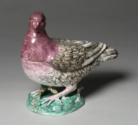 Terrine in de vorm van een duif, fabrikant Sceaux Factory, ca. 1760