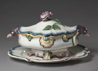 Terrine, vervaardigd door Straatsburg Fabriek, ca. 1750